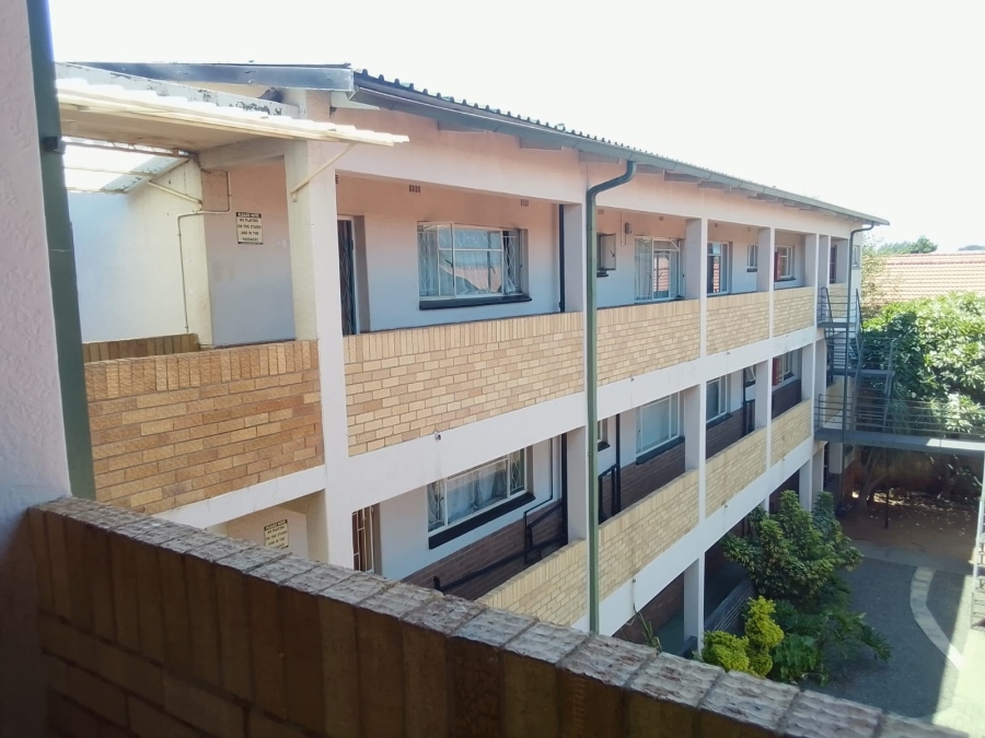 3 Bedroom Property for Sale in Lower Bo-dorp North West